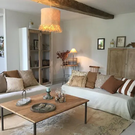 Apartment Des Souris Dans Le Grenier