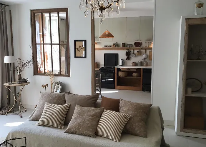 Des Souris Dans Le Grenier * Courpignac